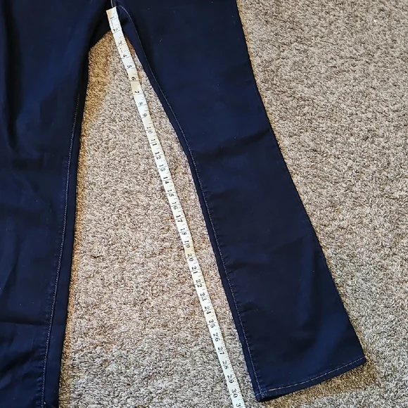 AWESOME LEVIS 725 HIGH RISE BOOTCUT JEANS - Picture 8 of 11